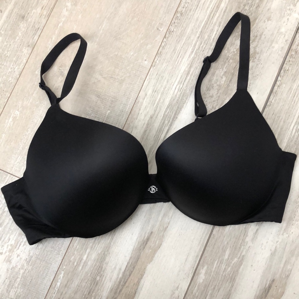 Victoria’s Secret black push up bra 36C
